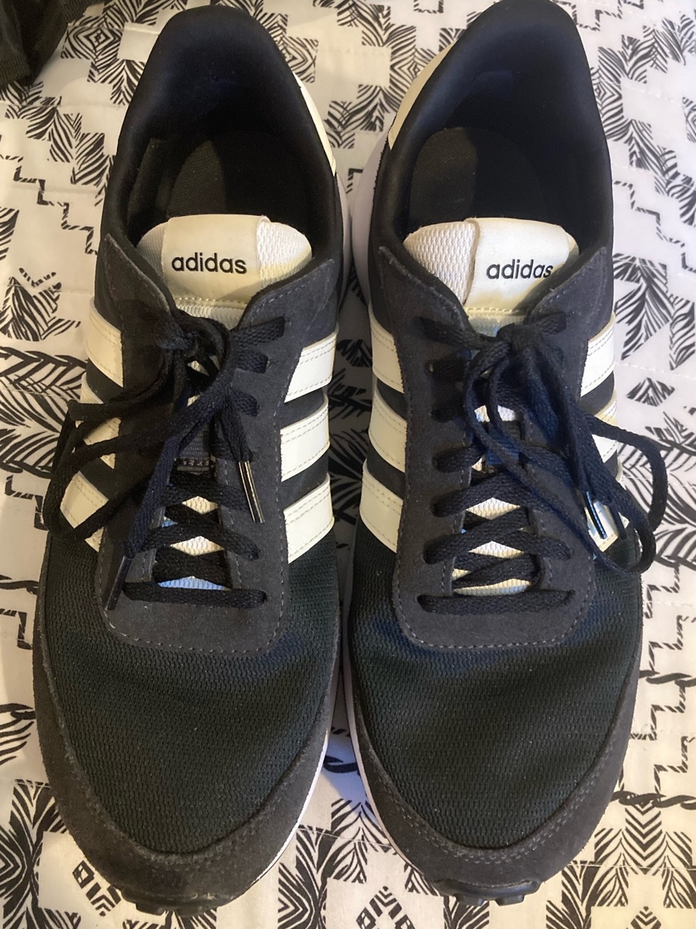 Adidas Black and White run 70s size 10.5
